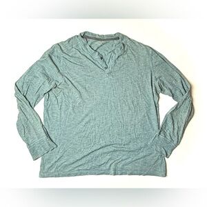 Banana Republic Men's Large Green‎ V-Neck T-shirt Tee Long Sleeve Button Cotton